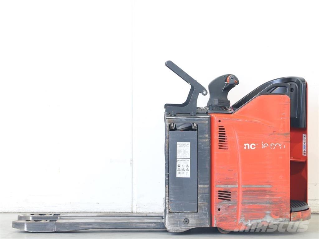 Linde T20SP/131-08 Meeloop stapelaar