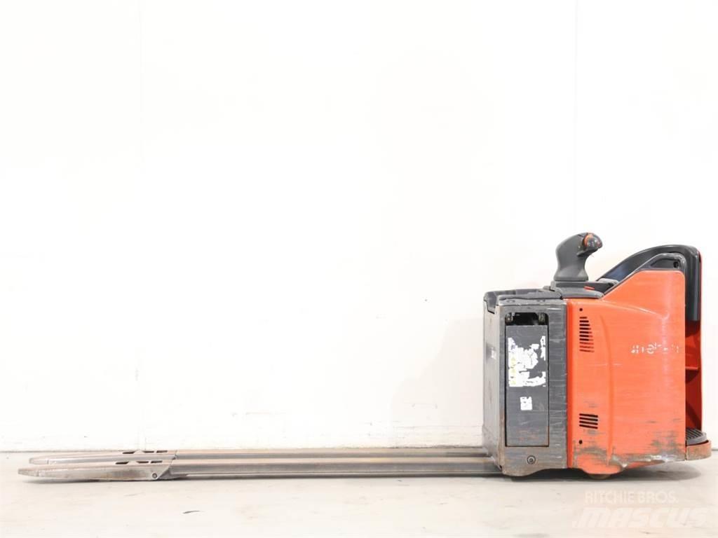 Linde T25SP/131-08 Meeloop stapelaar