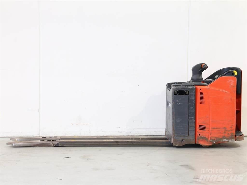 Linde T25SP/131-08 Meeloop stapelaar