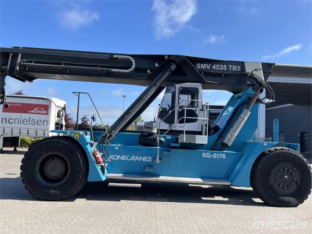 SMV 4535 TB5 Reachtruck voor hoog niveau