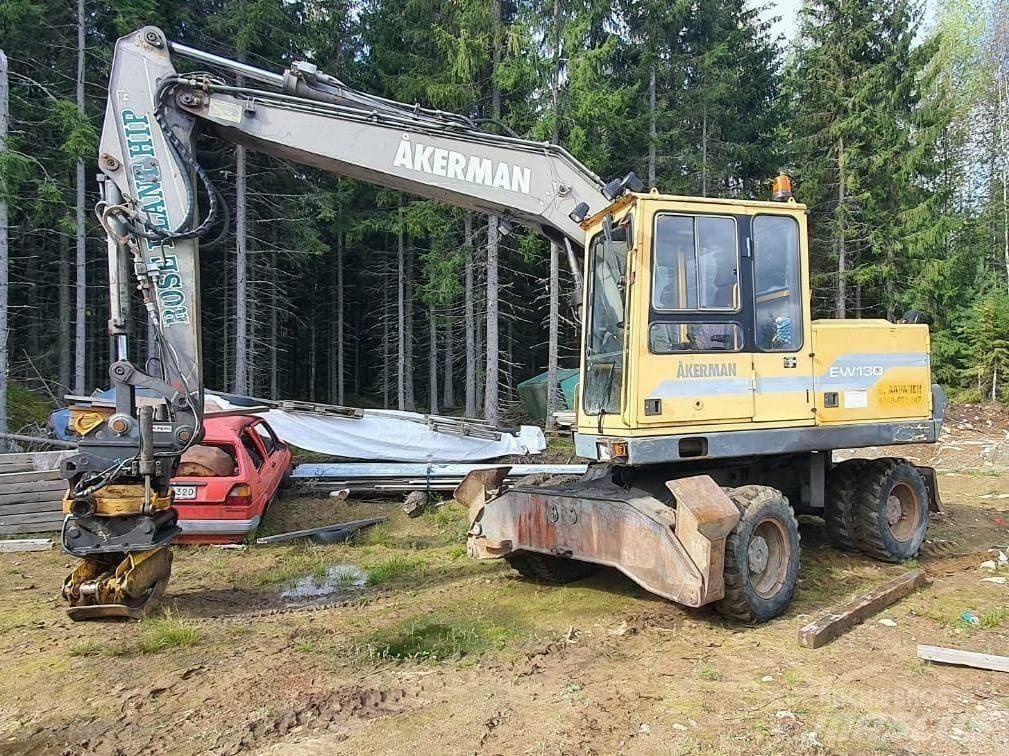 Åkerman EW 130 Rupsgraafmachines