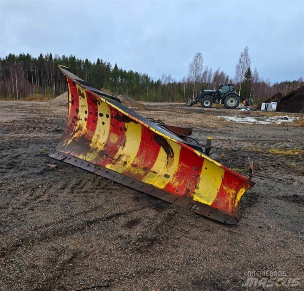  Aura 3,9m Ploeg
