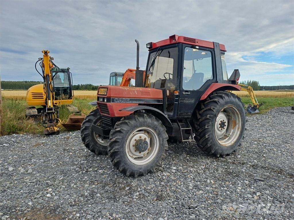 Case IH 685XL Tractoren