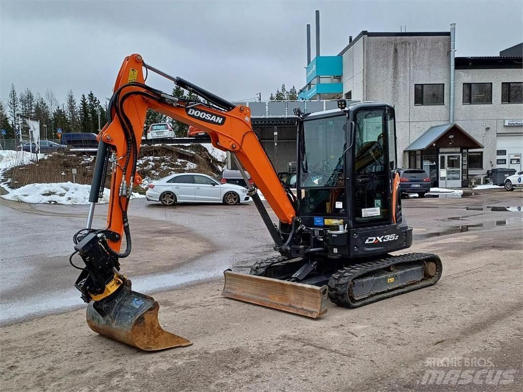 Doosan DX 35 Z Minigraafmachines < 7t