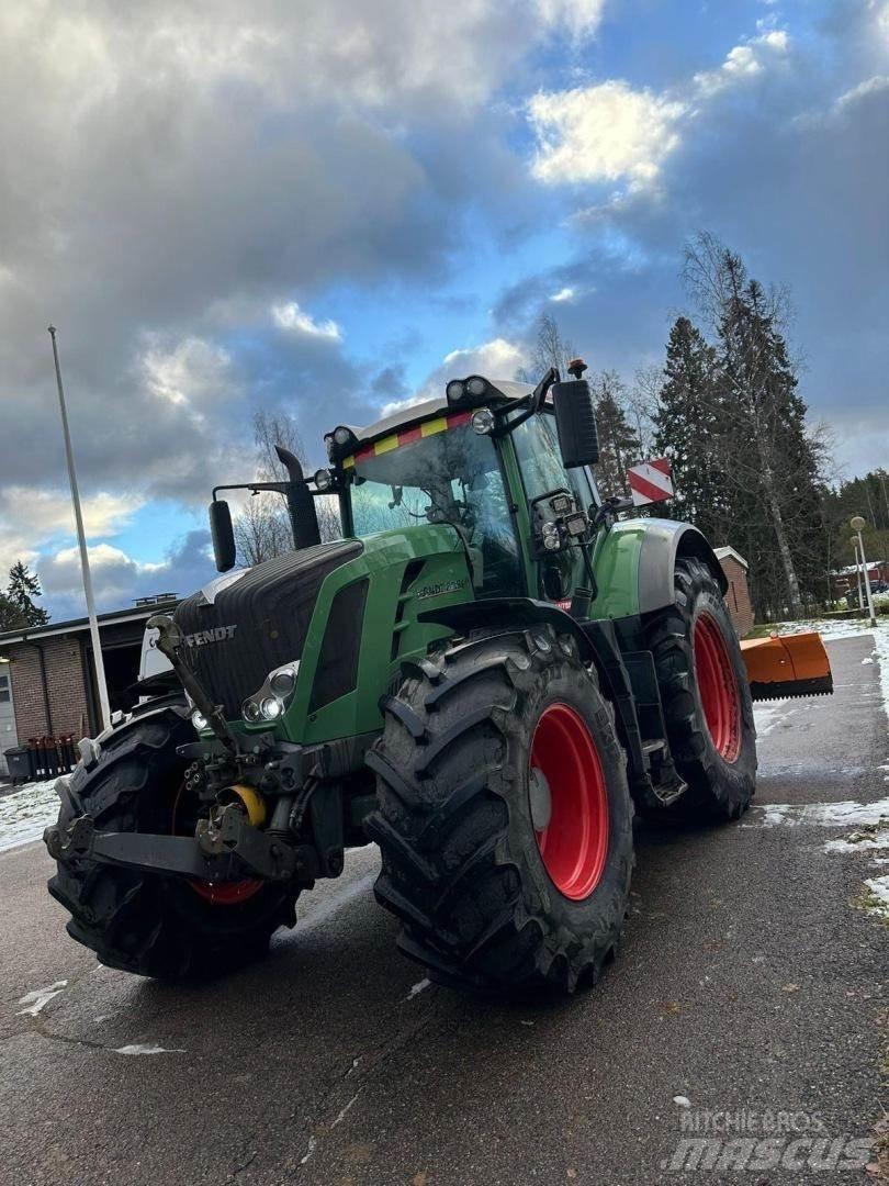 Fendt 828 VARIO Tractoren
