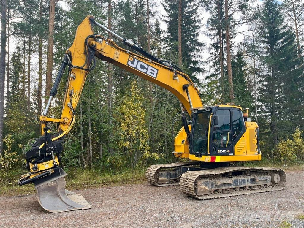 JCB 245XR Rupsgraafmachines