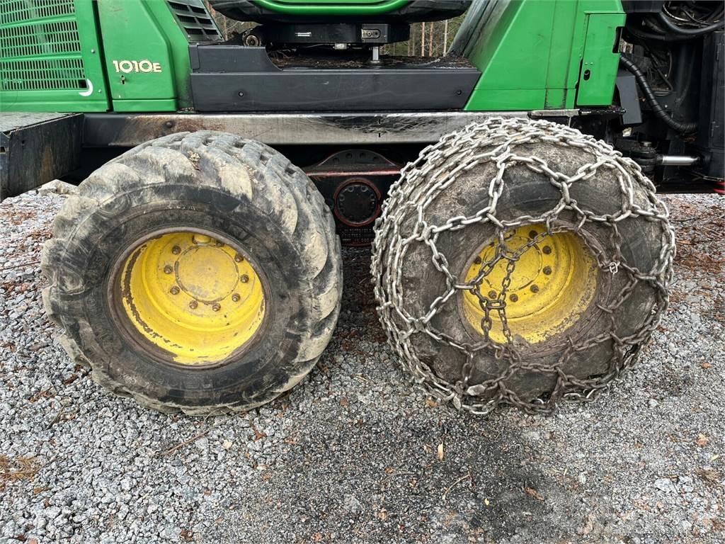John Deere 1010E Uitrijwagens