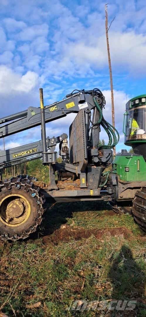John Deere 1210G Uitrijwagens