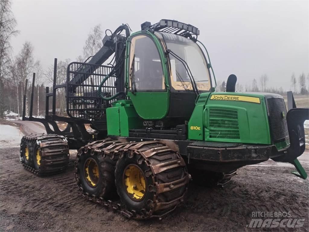 John Deere 810 E Uitrijwagens