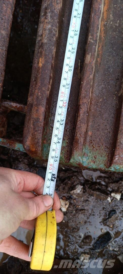  Kaivuri telat Rupsbanden, kettingen en onderstel