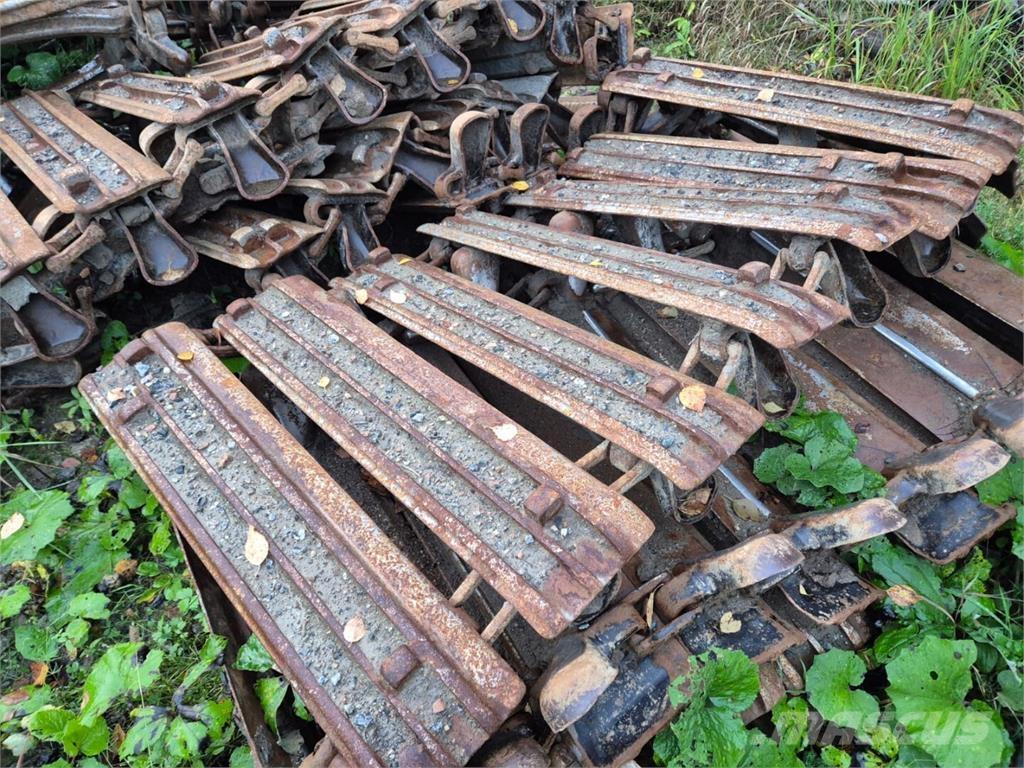 Komatsu 855 Uitrijwagens