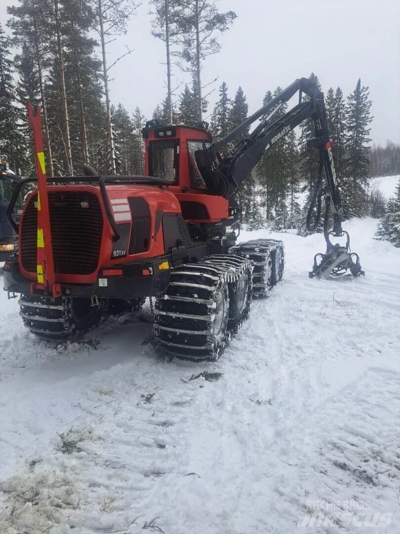 Komatsu 931 xc Harvesters