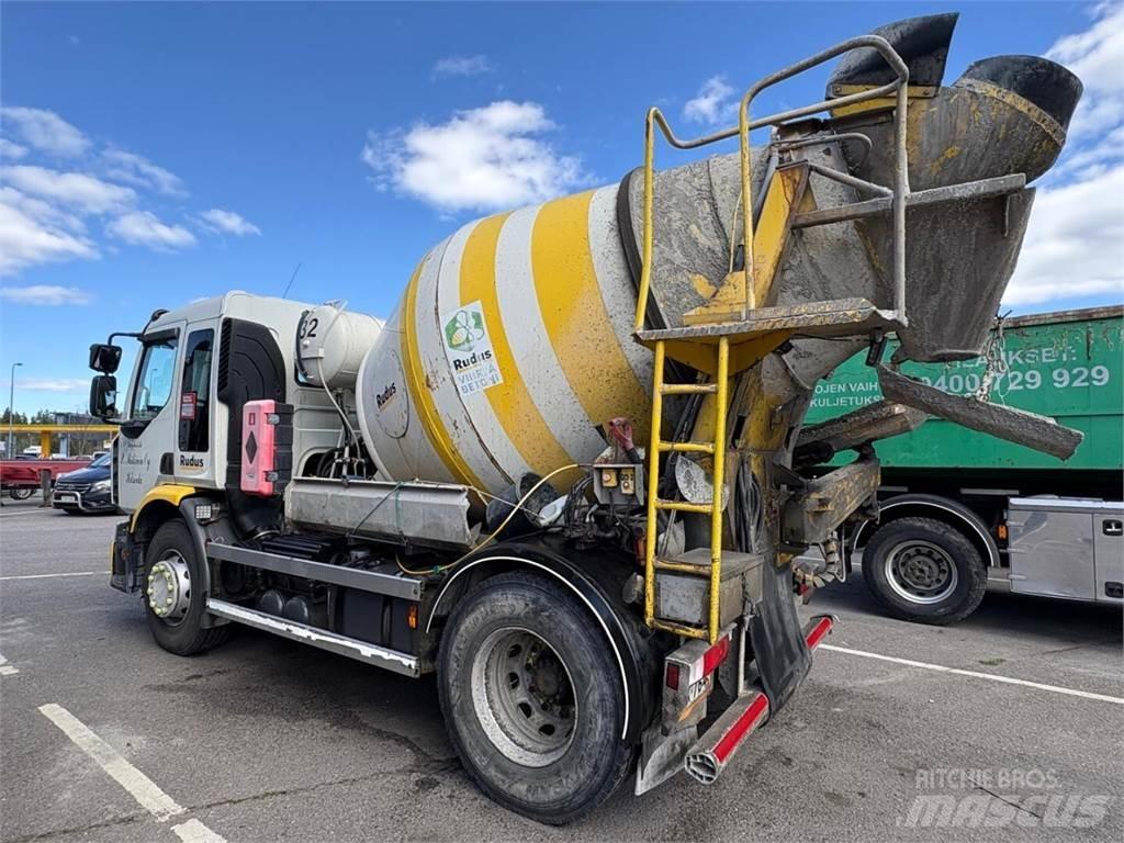 Renault D 18 WIDE Betonmixers en pompen