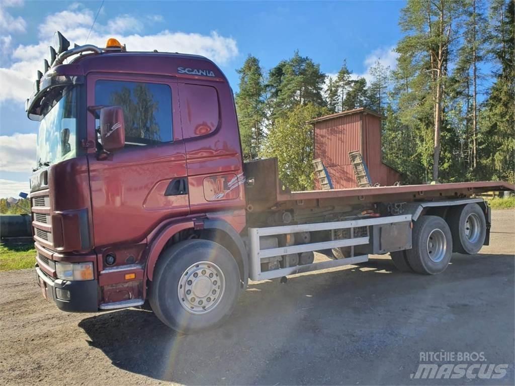 Scania 144G 460 Vrachtwagen met containersysteem