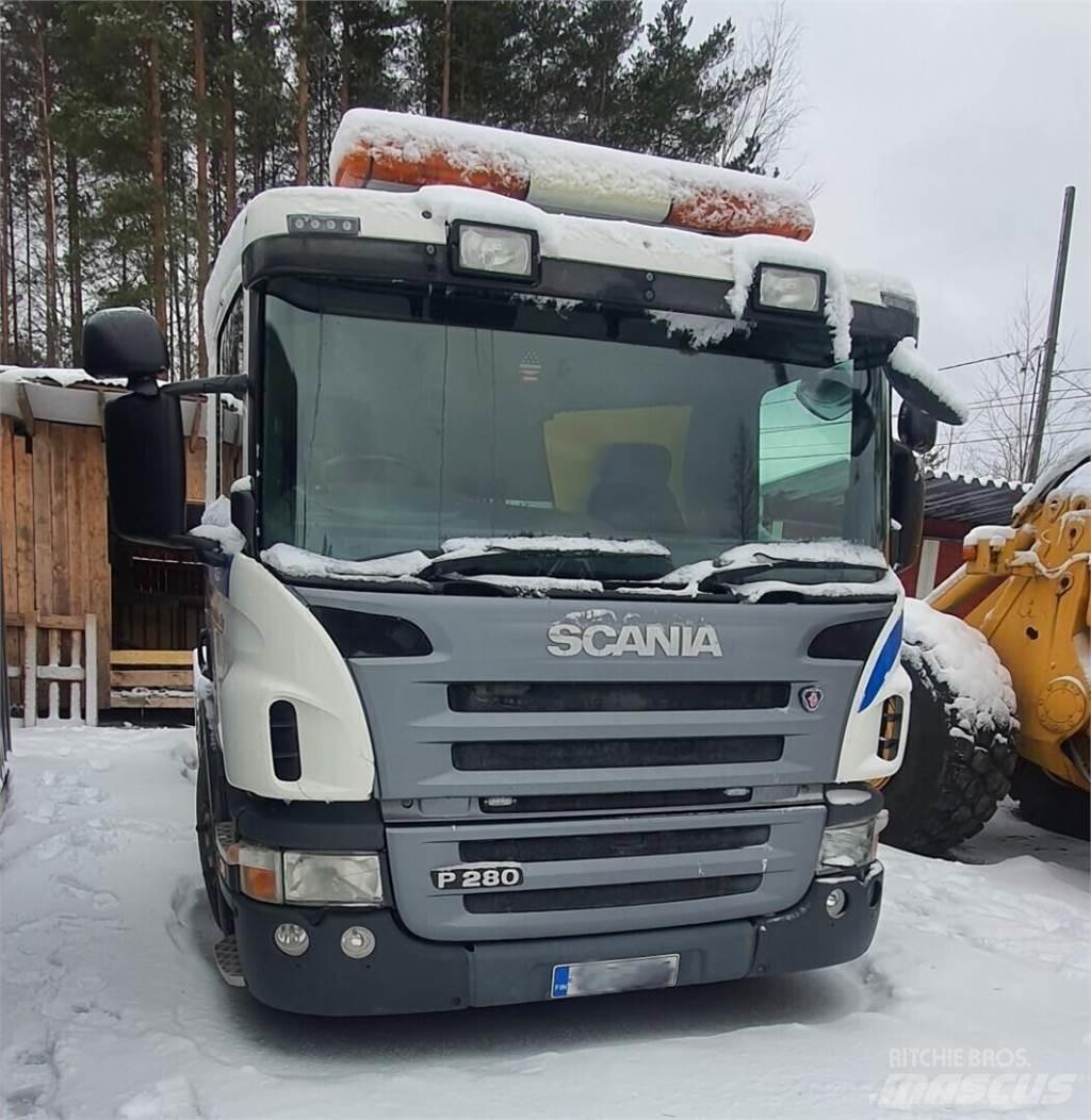 Scania P 280 Vrachtwagen met containersysteem