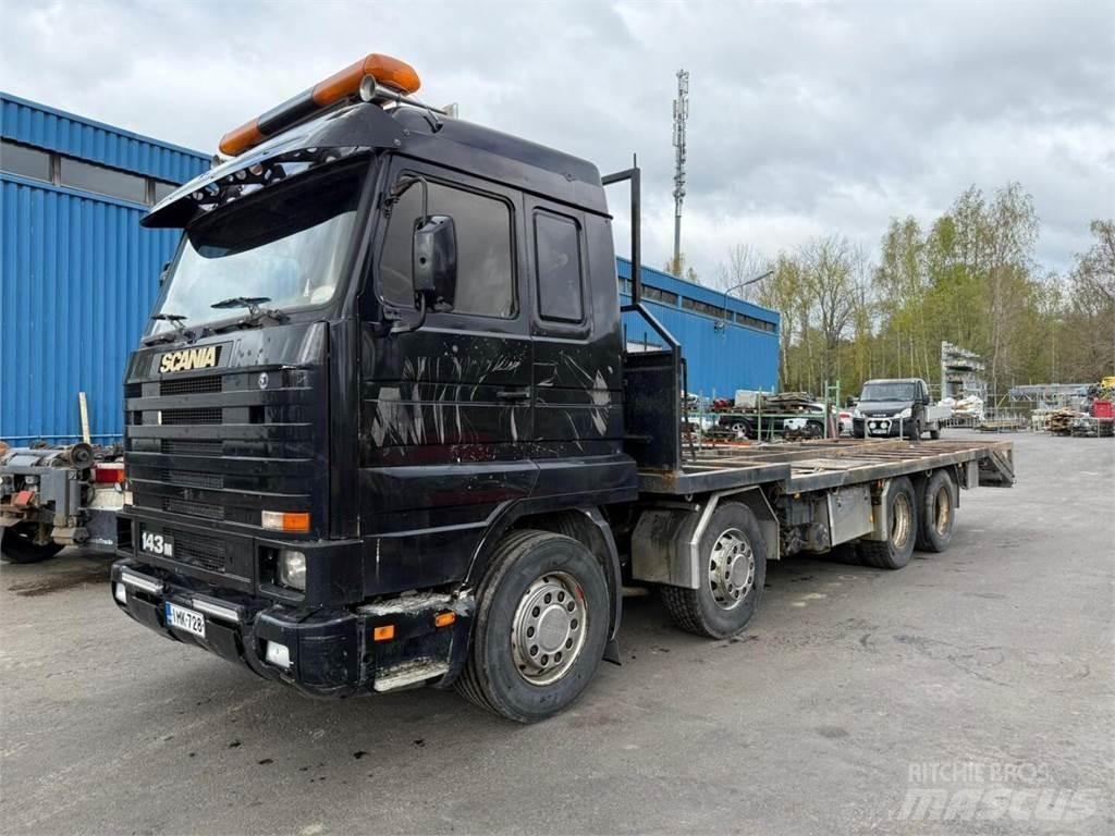 Scania R 143 8x2 Oprijwagen