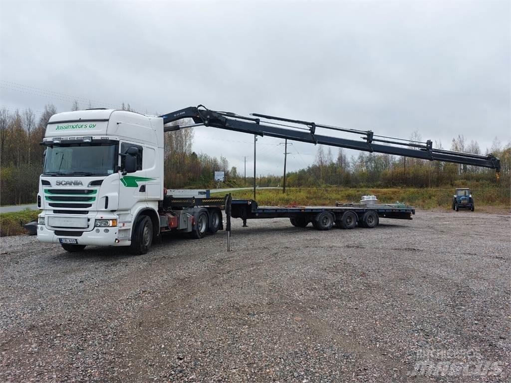 Scania r 560 Vlakke laadvloer met kraan