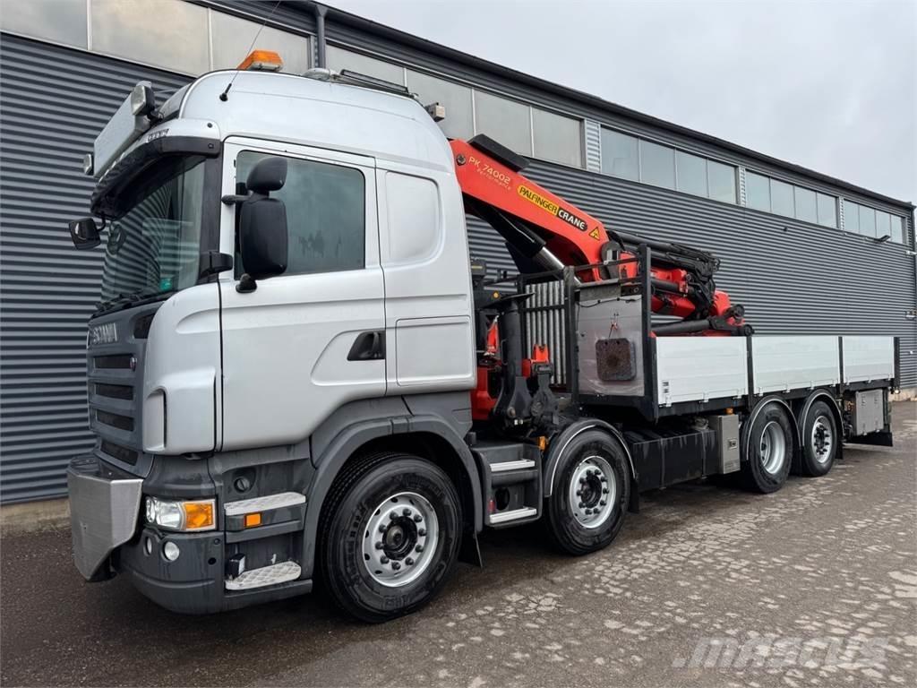 Scania R480 8X2*6 Vlakke laadvloer met kraan