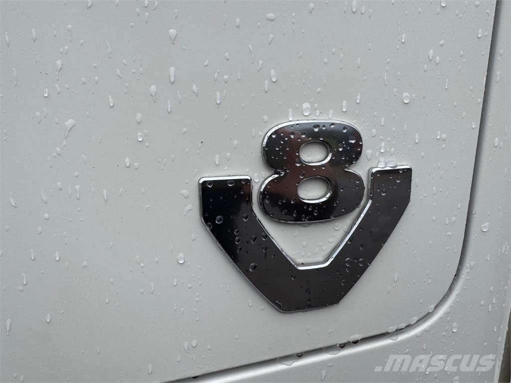 Scania R580 6X2 Vlakke laadvloer met kraan