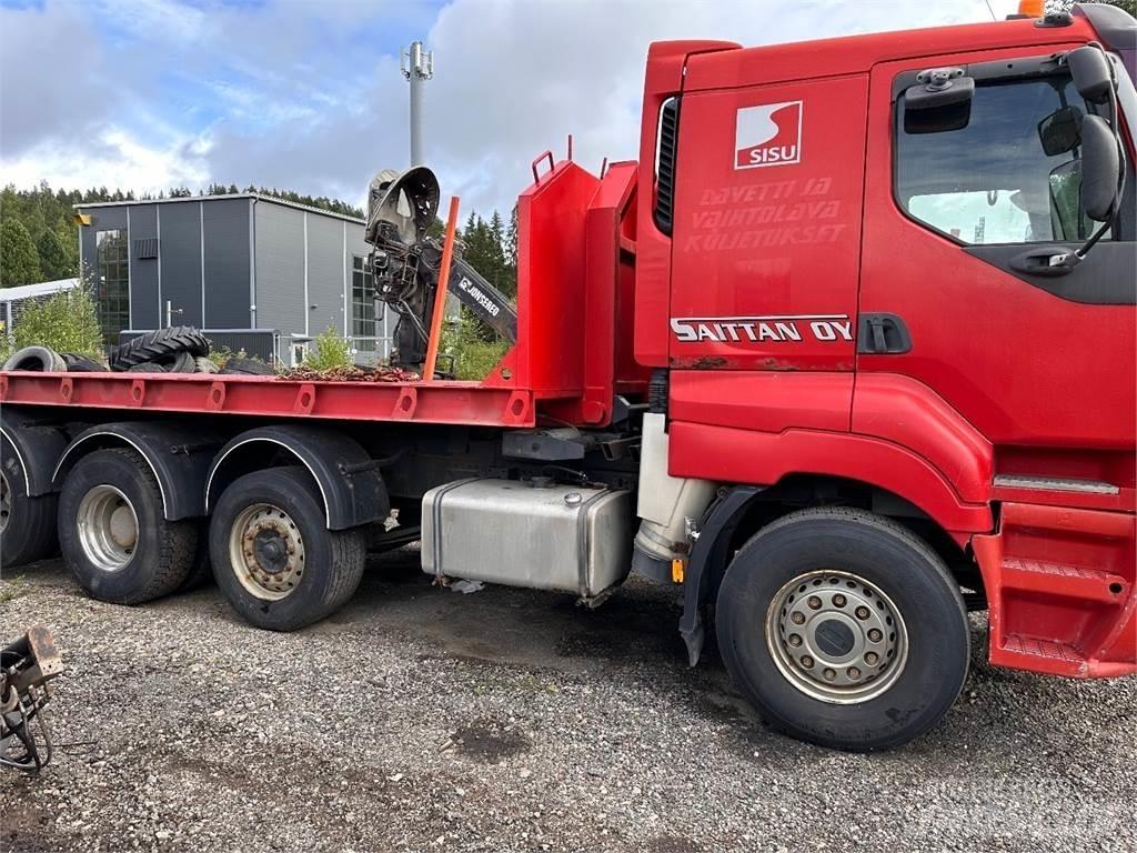 Sisu E14 8x2 Vrachtwagen met containersysteem