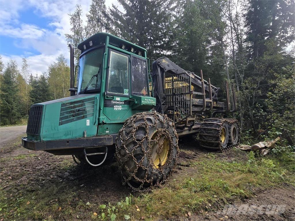 Timberjack 1010 Uitrijwagens