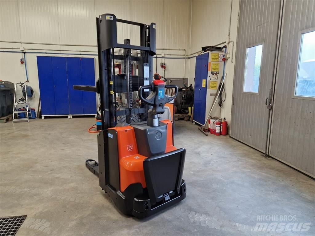 Toyota SWE120L Heftrucks overige