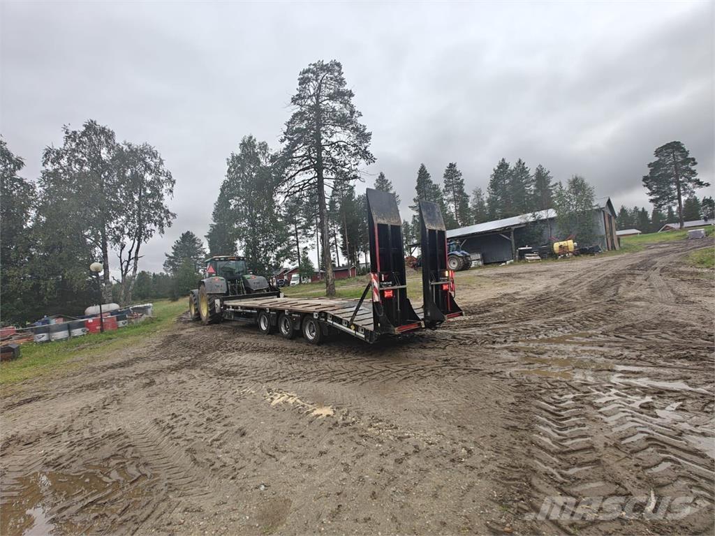 Tyrone 33 T Dieplader