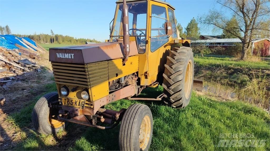 Valmet 702 Tractoren