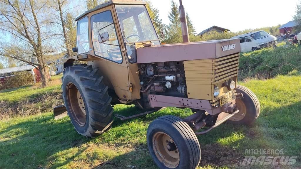 Valmet 702 Tractoren