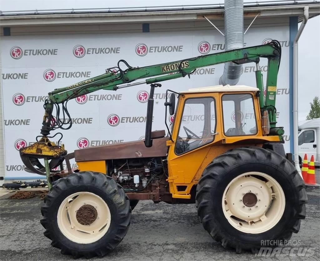 Valmet 802-4 Tractoren
