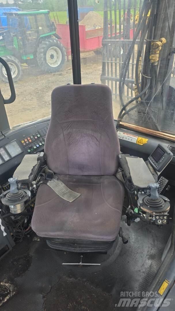 Valmet 820 Uitrijwagens