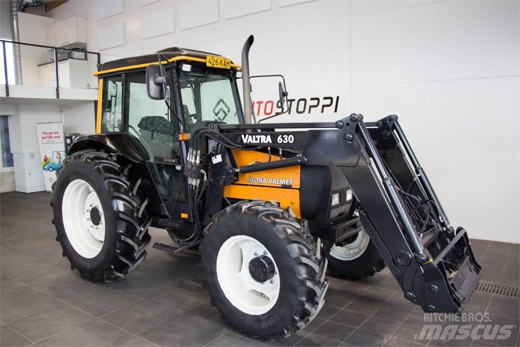 Valtra 800 Tractoren