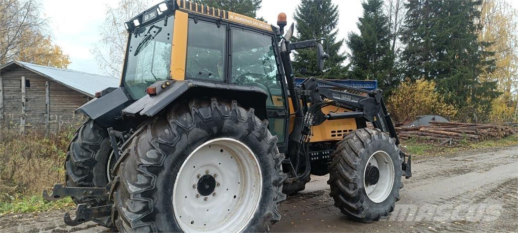 Valtra 8450 Tractoren