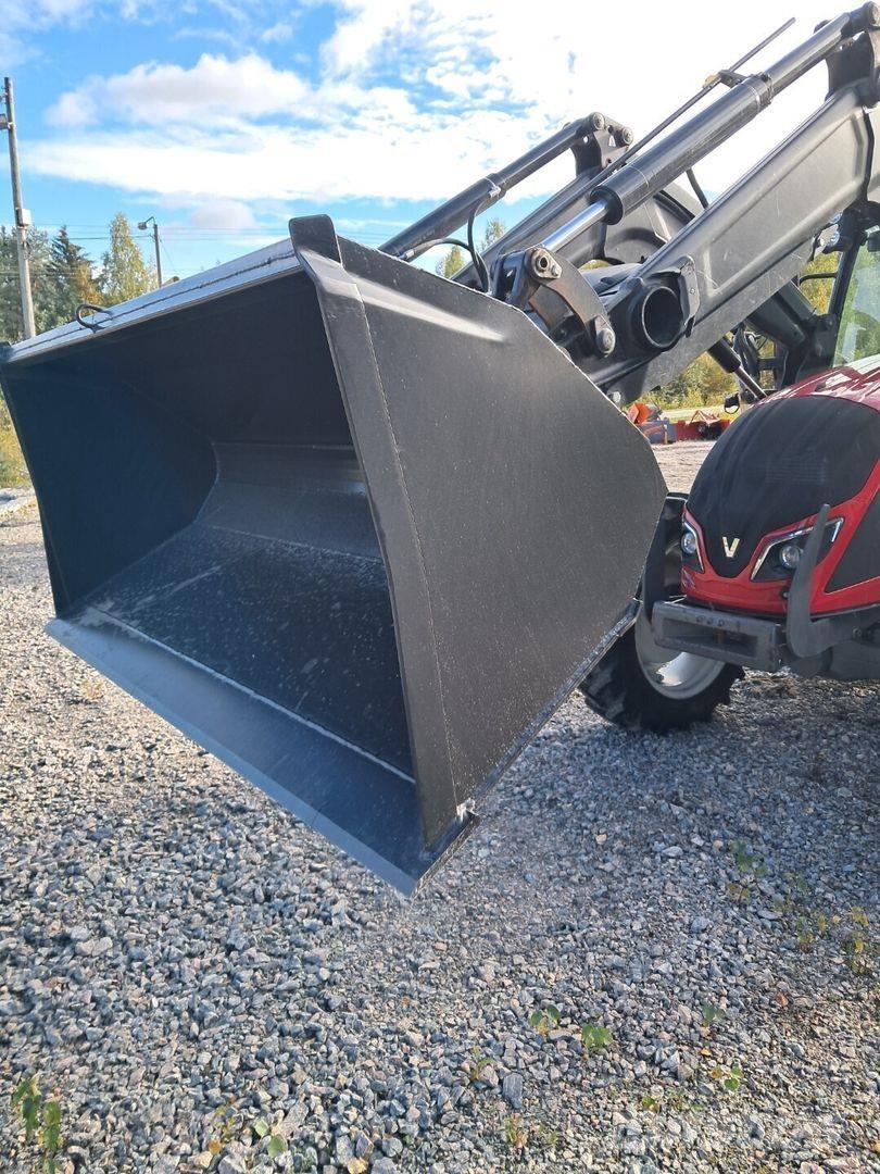 Valtra A94 hitec Tractoren