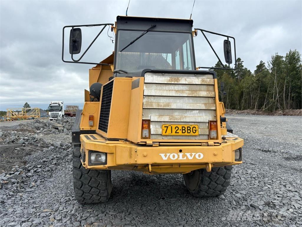 Volvo A 25 C Knik dumptrucks