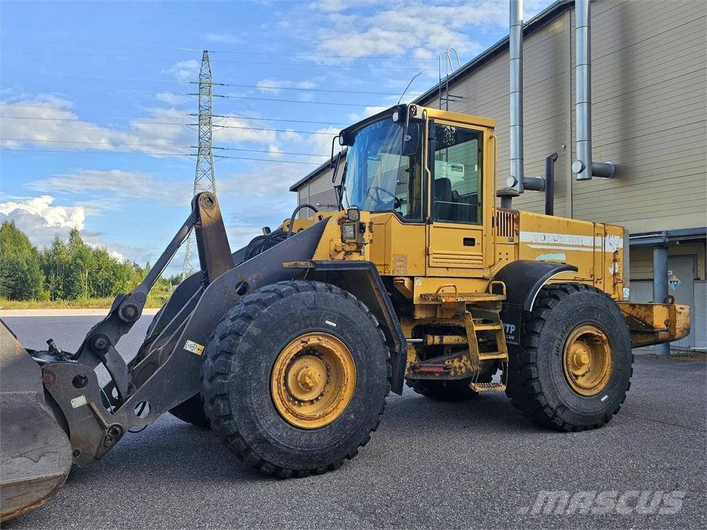 Volvo BM L120C Wielladers