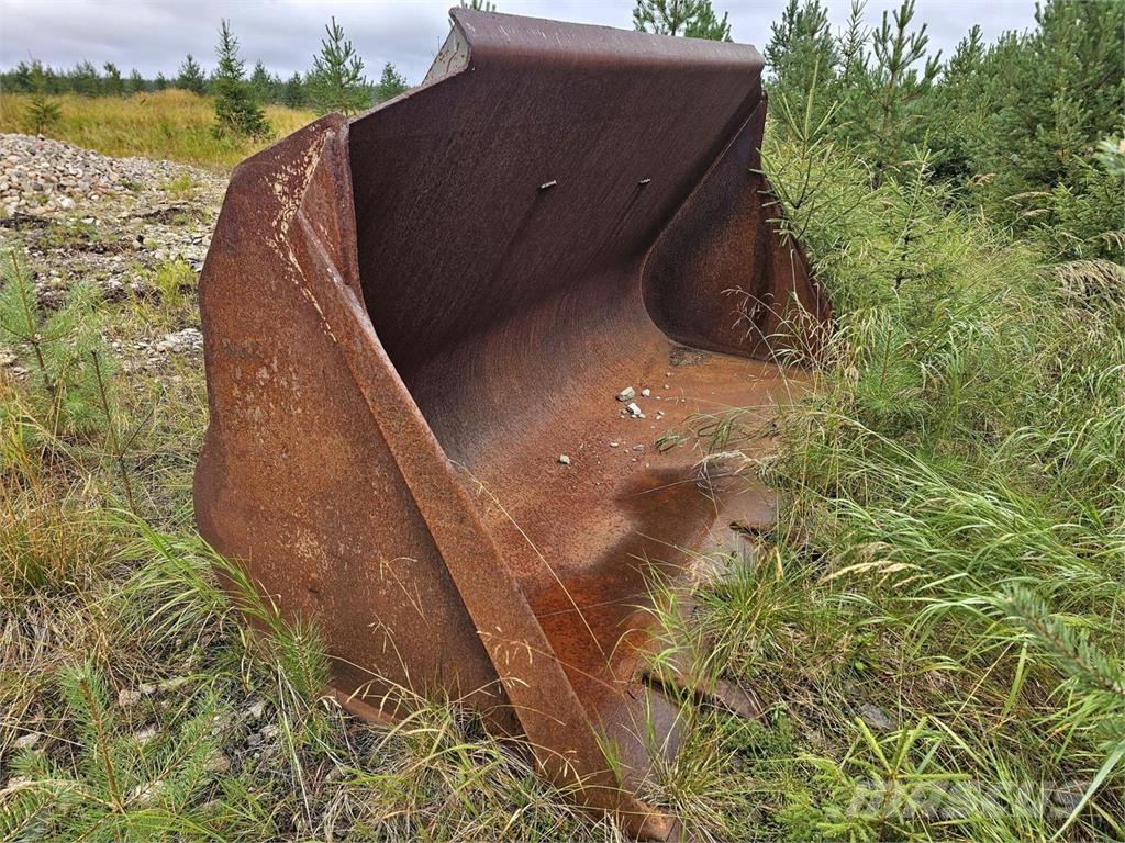 Volvo BM Maakauha Bakken