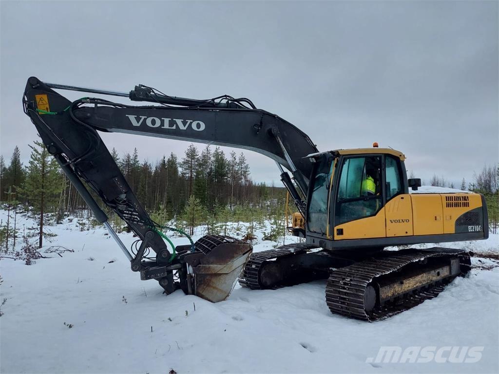 Volvo EC 210 CL Rupsgraafmachines