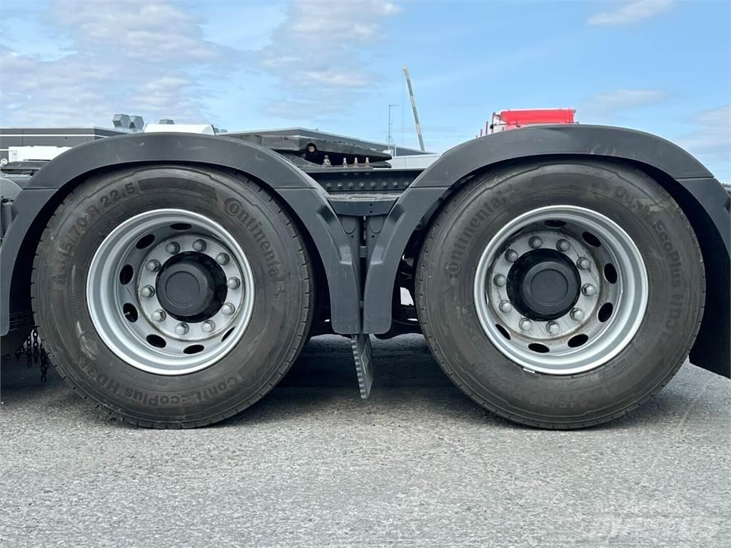 Volvo FH500TC 6x4 Trekkers