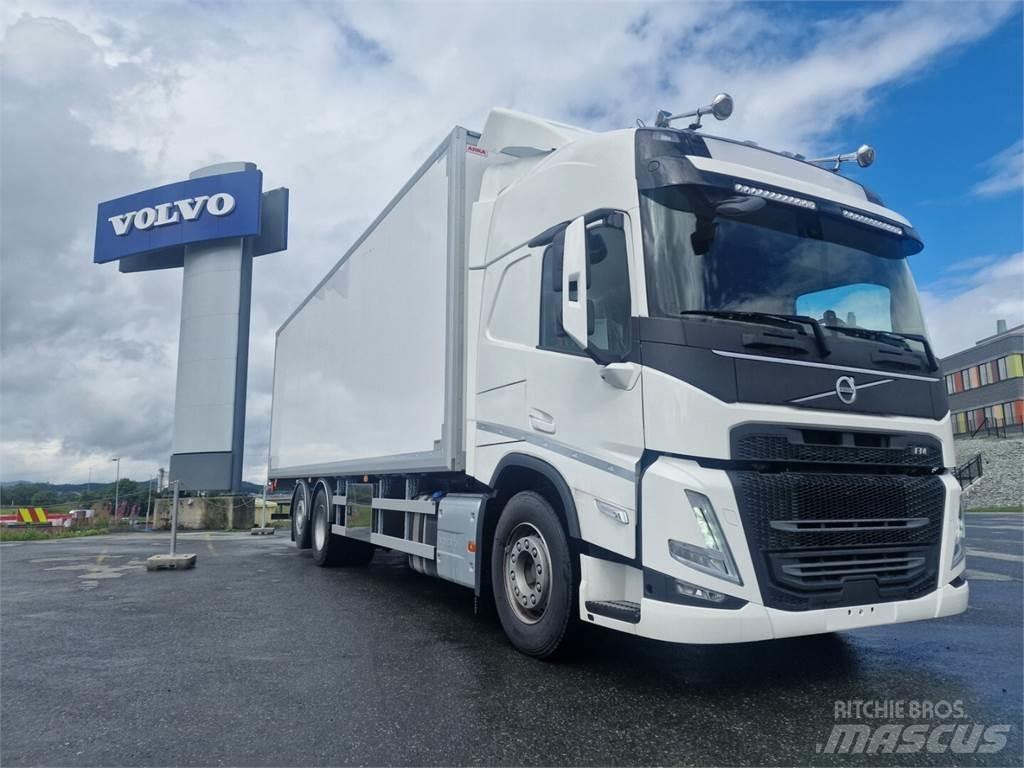 Volvo FM 500 6x2 Bakwagens met gesloten opbouw