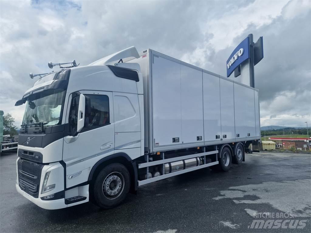 Volvo FM 500 6x2 Bakwagens met gesloten opbouw