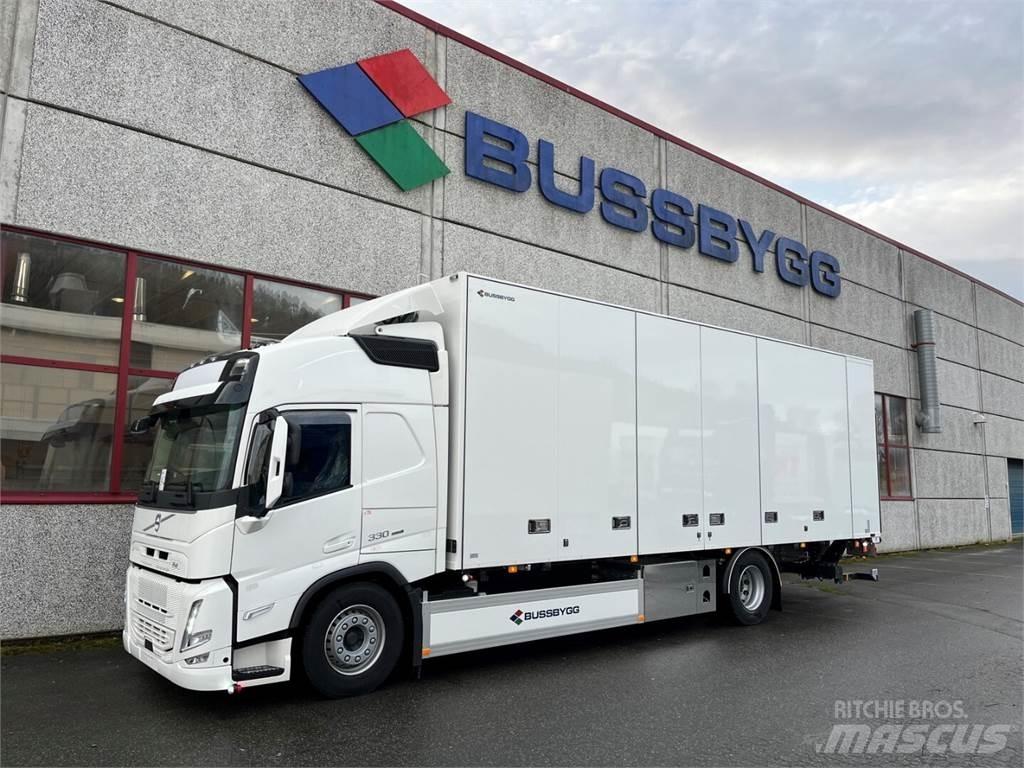 Volvo FM330 4x2 Bakwagens met gesloten opbouw
