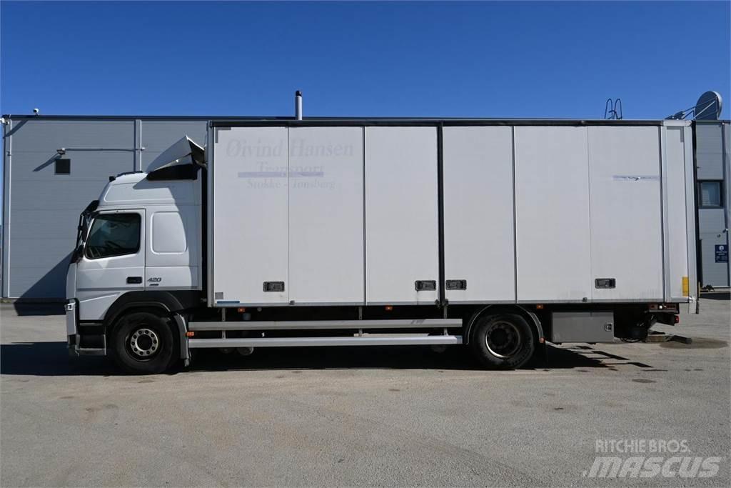 Volvo FM420 4x2 Bakwagens met gesloten opbouw