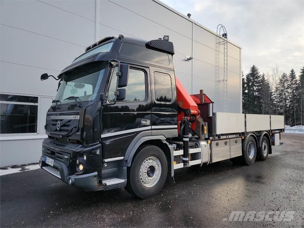 Volvo FMX 6x2 Vlakke laadvloer met kraan