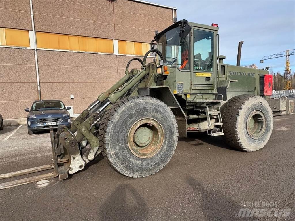 Volvo L 120 B Wielladers