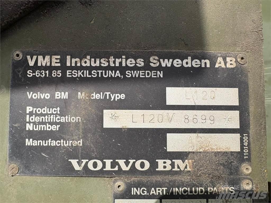 Volvo L 120 B Wielladers