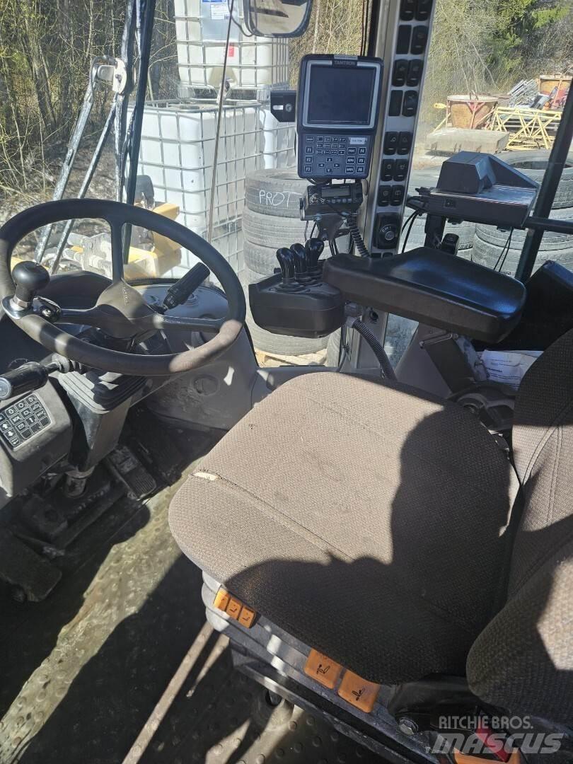 Volvo L 120G Wielladers
