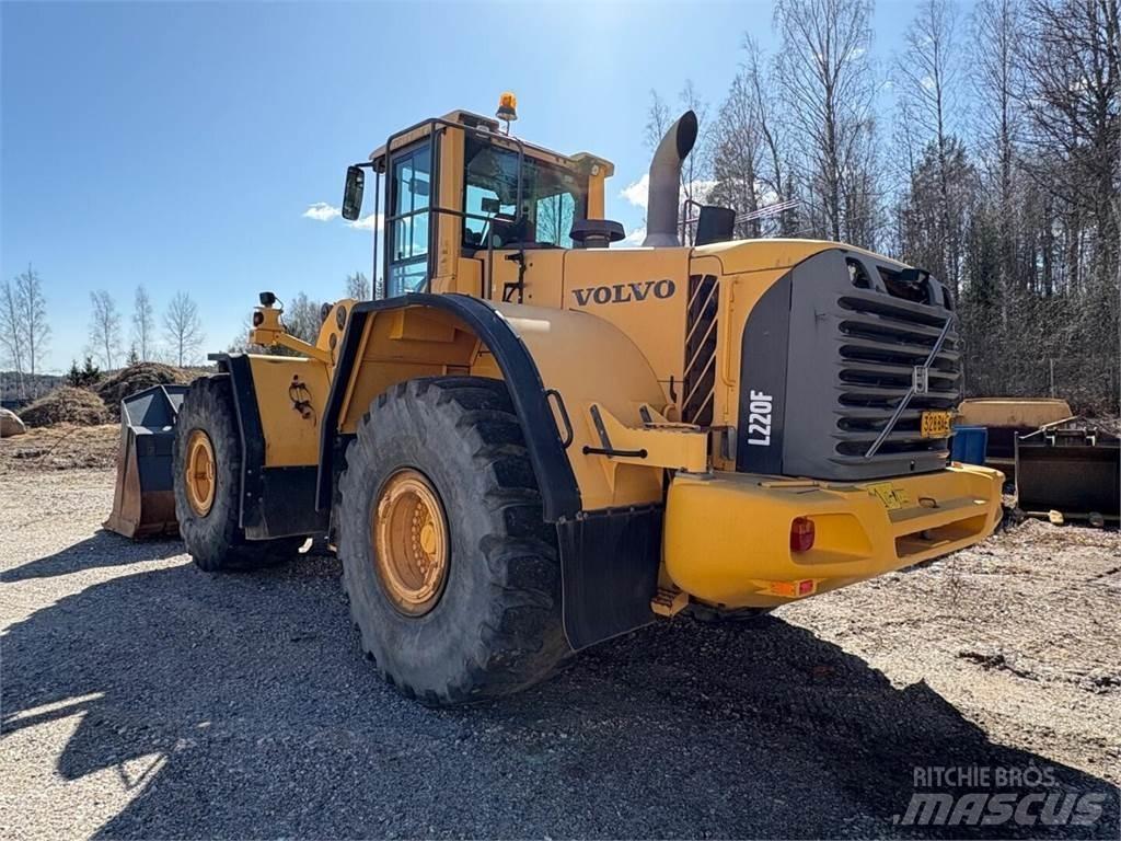 Volvo L 220 F Wielladers