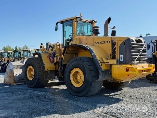 Volvo L220F Wielladers