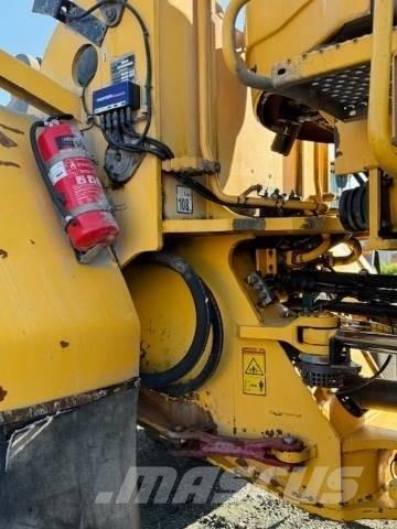 Volvo L220F Wielladers